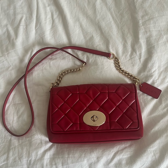 Coach crossbody bag in red - Picture 1 of 4